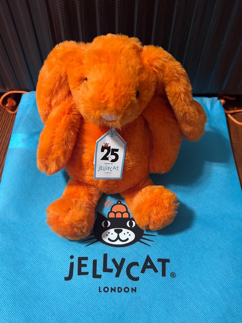 NWT Jellycat 25th Anniversary Retired, Rare Medium Bashful Luxe Amberly Bunny